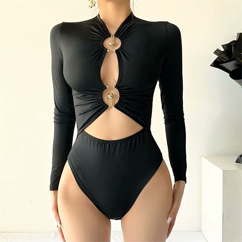 2025秋装性感心机金属环镂空长袖连体衣T恤女外穿修身上衣打底衫