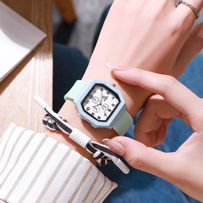 square watch Yan value Girl models Senior high school student A small minority Sense of design Simplicity fashion temperament waterproof Versatile Quartz watch