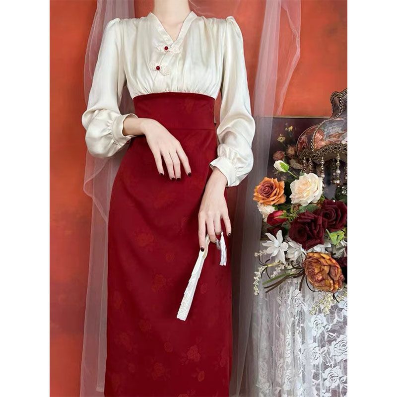 New Chinese style red long-sleeved engagement dress dress women's autumn New Morning gown