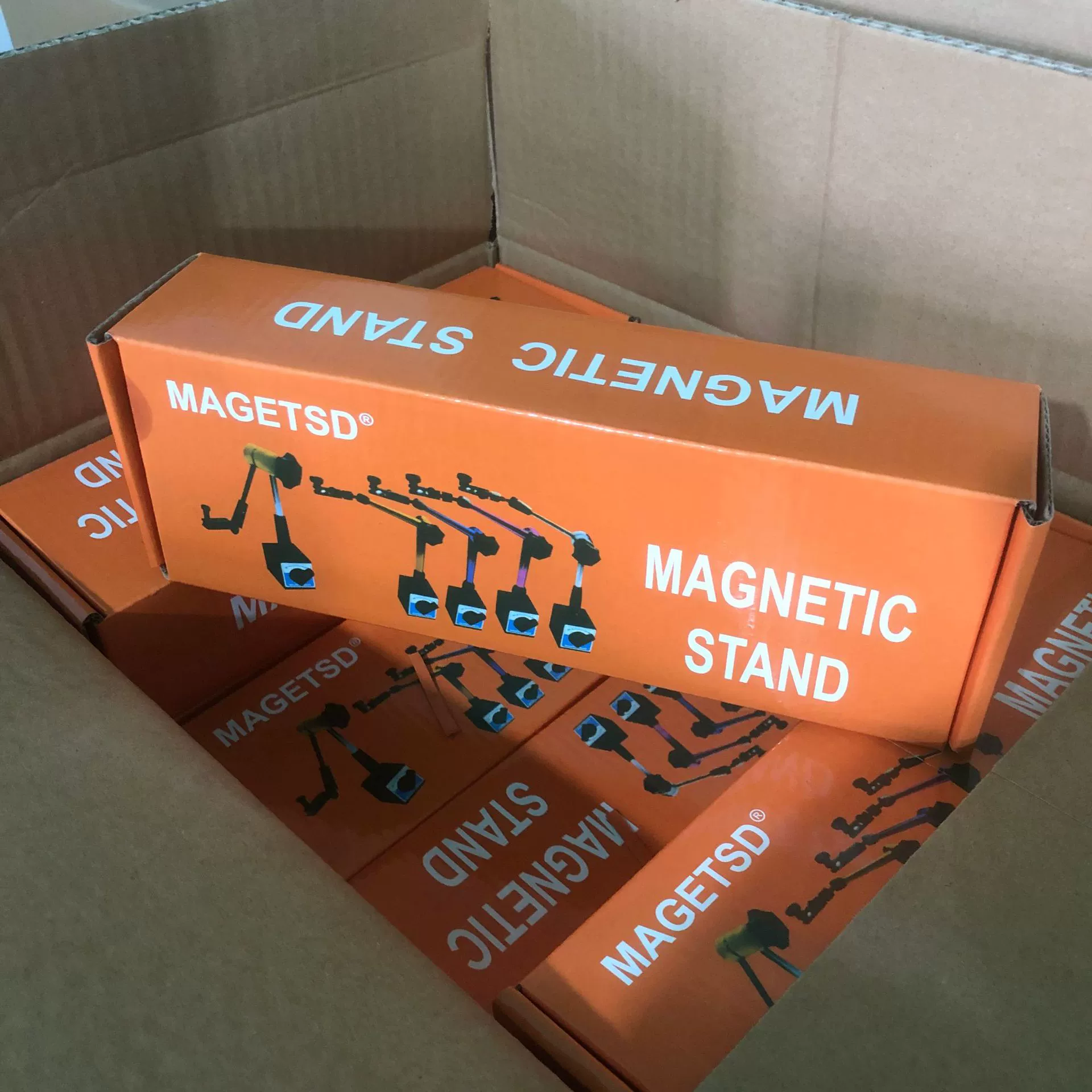 Magnetic powerful universal tubing