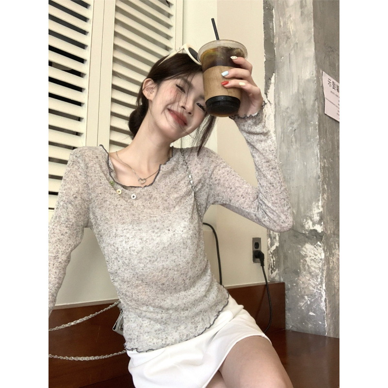 韩系设计感V领微透防晒T恤女装夏季新款小众纽扣薄款修身罩衫上衣|undefined