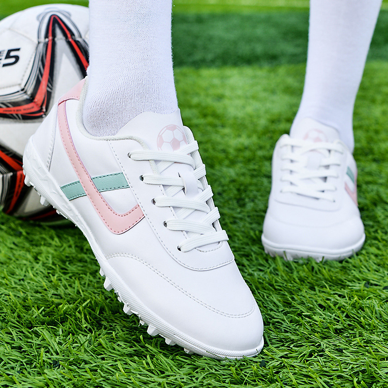 Wholesale children's football shoes female students Korean style nail shoes new boys and girls broken nail pink football shoes training shoes