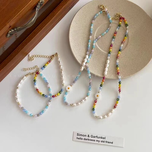 Dopamine Colorful Pearl Flower Necklace for Women - Summer  New Arrival, Light Luxury Clavicle Chain, Elegant Design, Choker Necklace