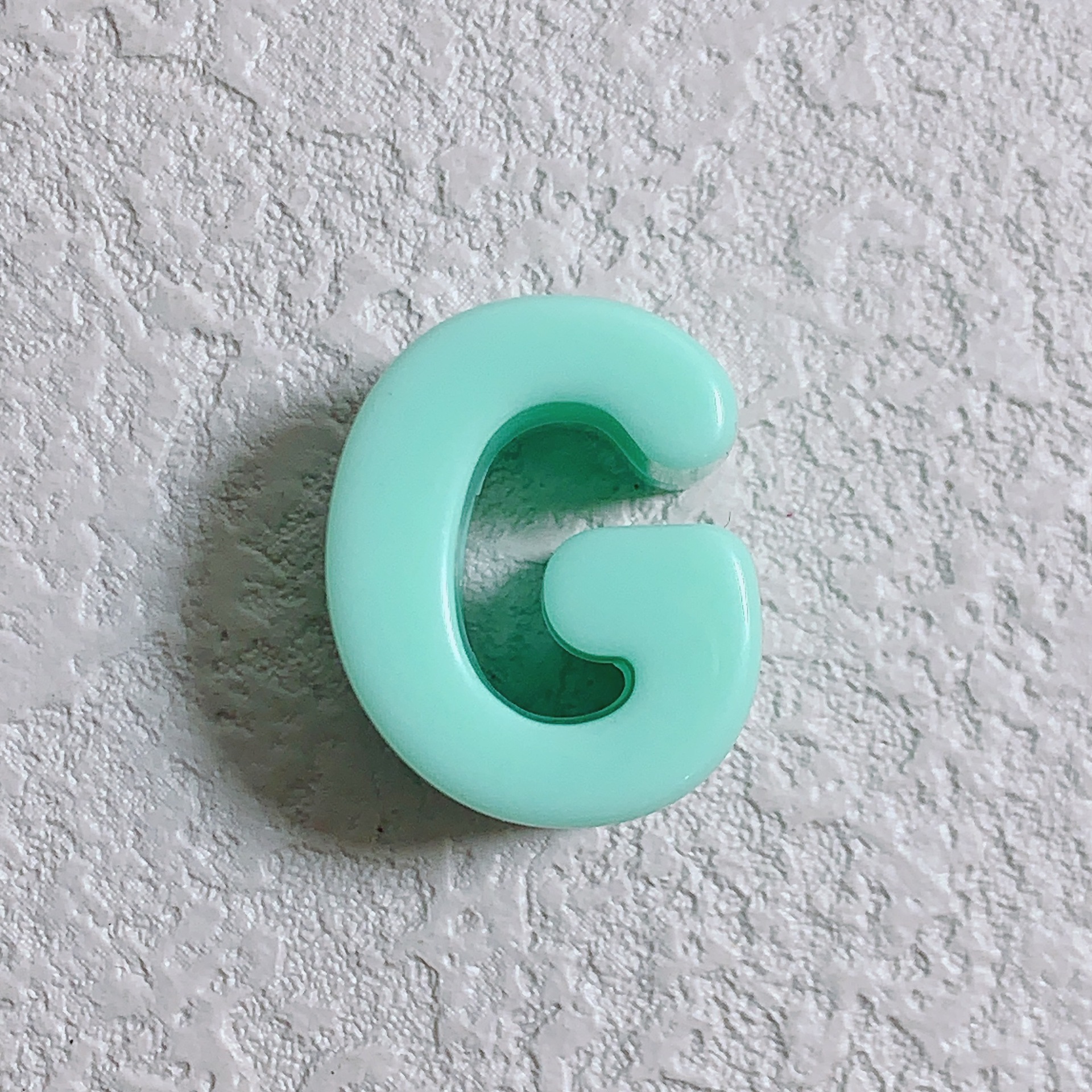 G (turquoise)