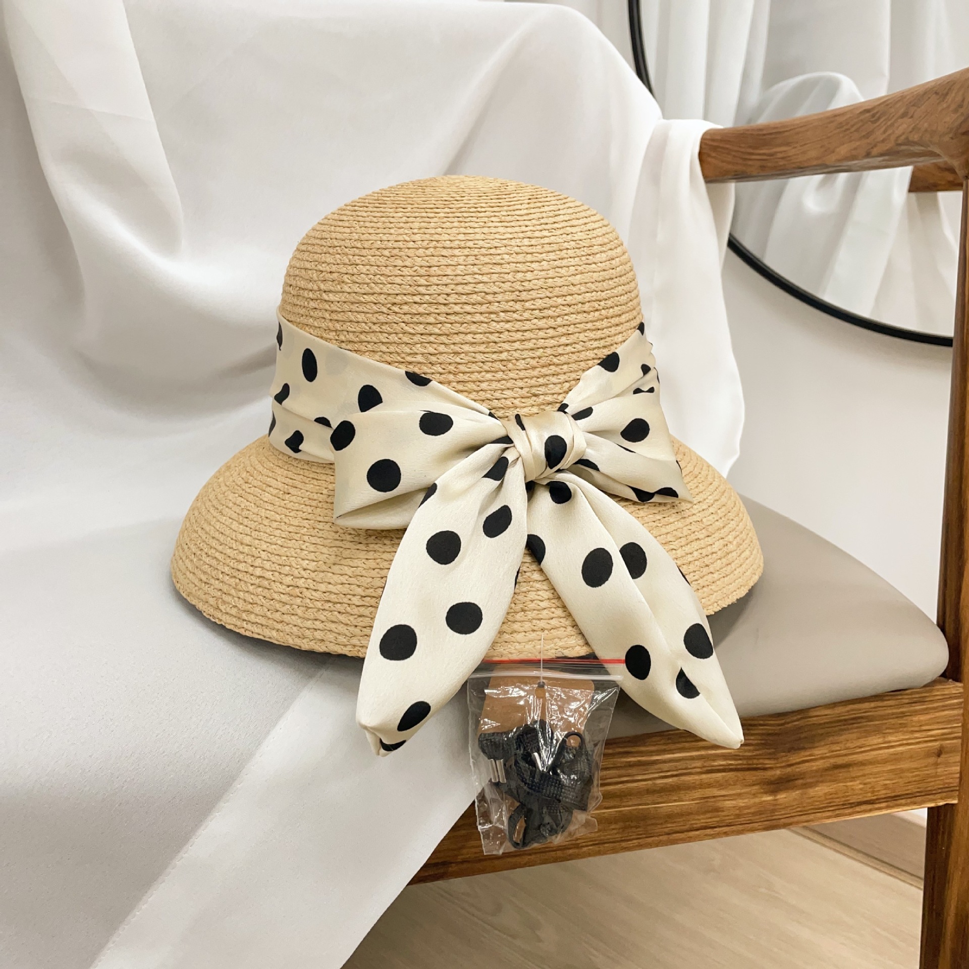 Cappello di paglia vintage stile hepburn per donna con fiocco_voghion.com