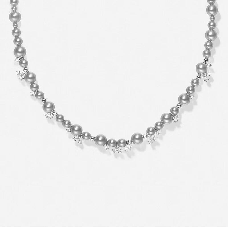 HEFANG Bubble Nebula Necklace, available in gray, black, and white. Pearl necklace, a delicate and luxurious clavicle chain for women HEFANG Bubble Nebula Necklace, available in gray, black, and white. Pearl necklace, a delicate and luxurious clavicle chain for women