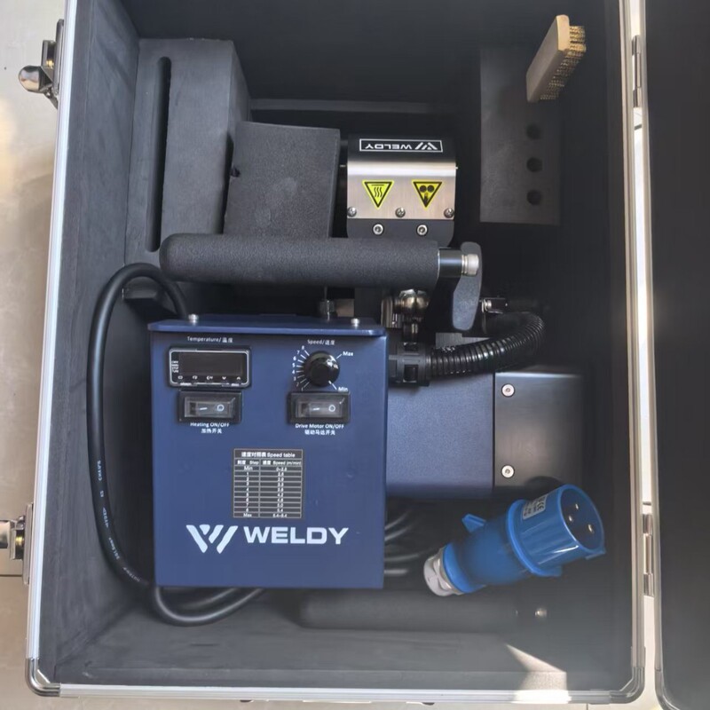 Miniweld Geo 2/Wgw300 Geomembrane Welding Machine Double-Track Automatic Crawler Welding Machine Hdpe Geomembrane Welding Machine Miniweld Geo 2/Wgw300 Geomembrane Welding Machine Double-Track Automatic Crawler Welding Machine Hdpe Geomembrane Welding Machine