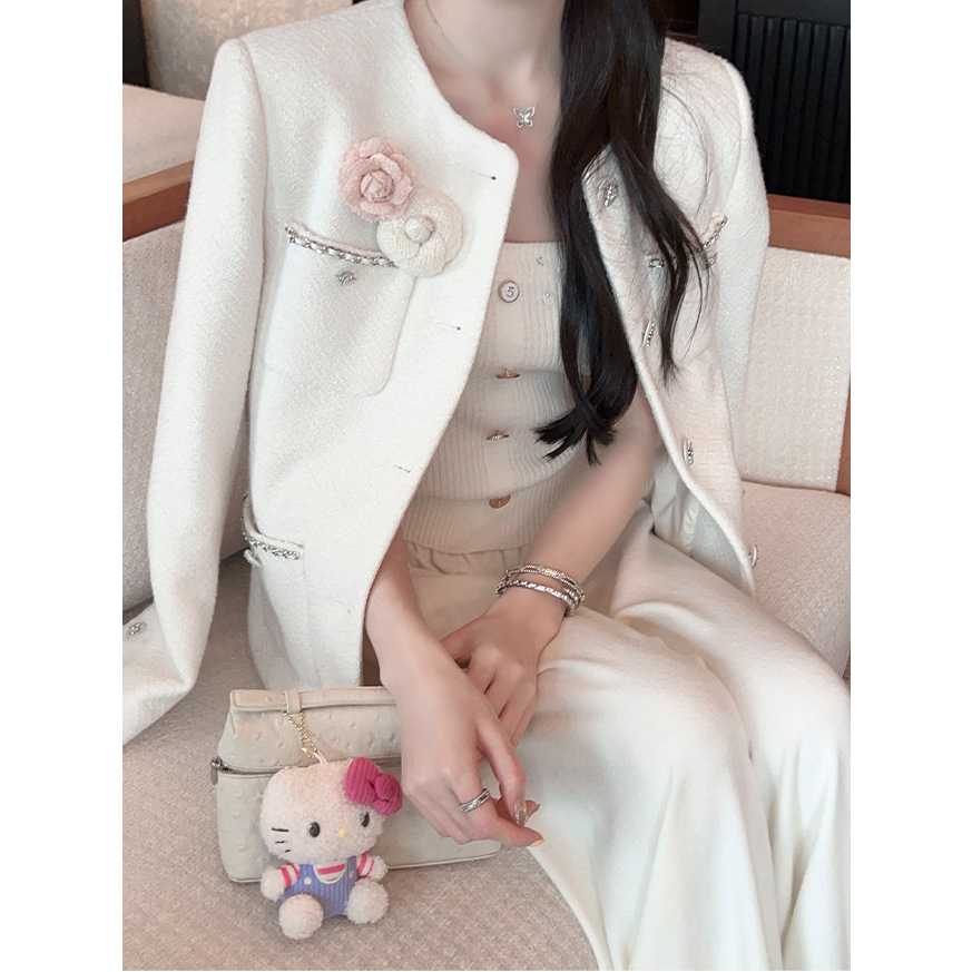 Autumn and Winter New Style Design Sense Elegant Tweed Fragrance White Woolen Coat Women's Short Socialite Woolen Coat