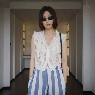 SAVI~款 2026夏季短款重工镂空碎花钩编V领蕾丝收腰无袖上衣26523