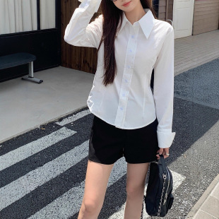 ��ɫ�L���r������Ů�＾2025�¿��r�¾޺ÿ�С����ʽ����δ�����