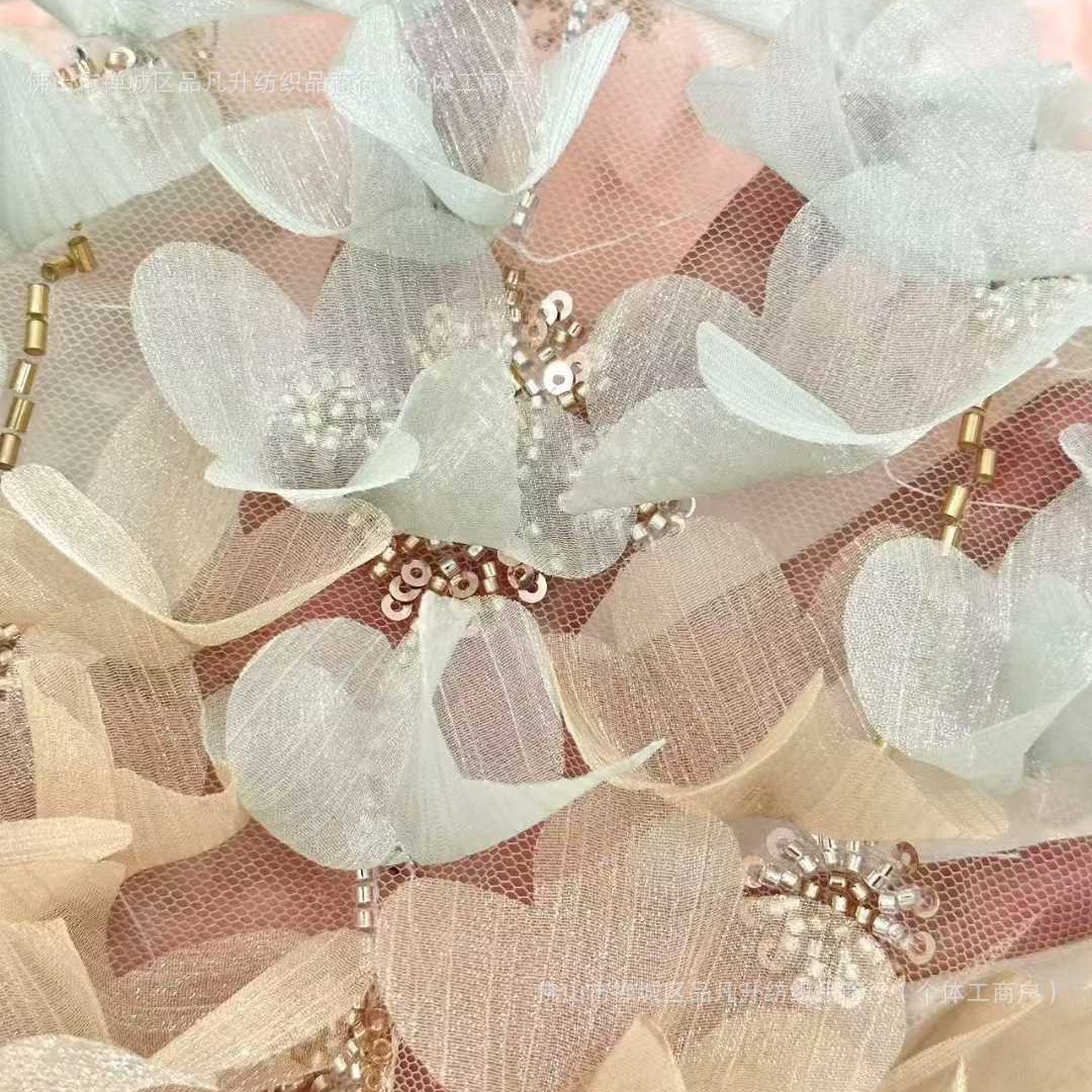 Flor de encaje vestido de boda tela de cola de tela de malla sequin bordado falda de tela de bordado de tubo de perlas de alta fijación