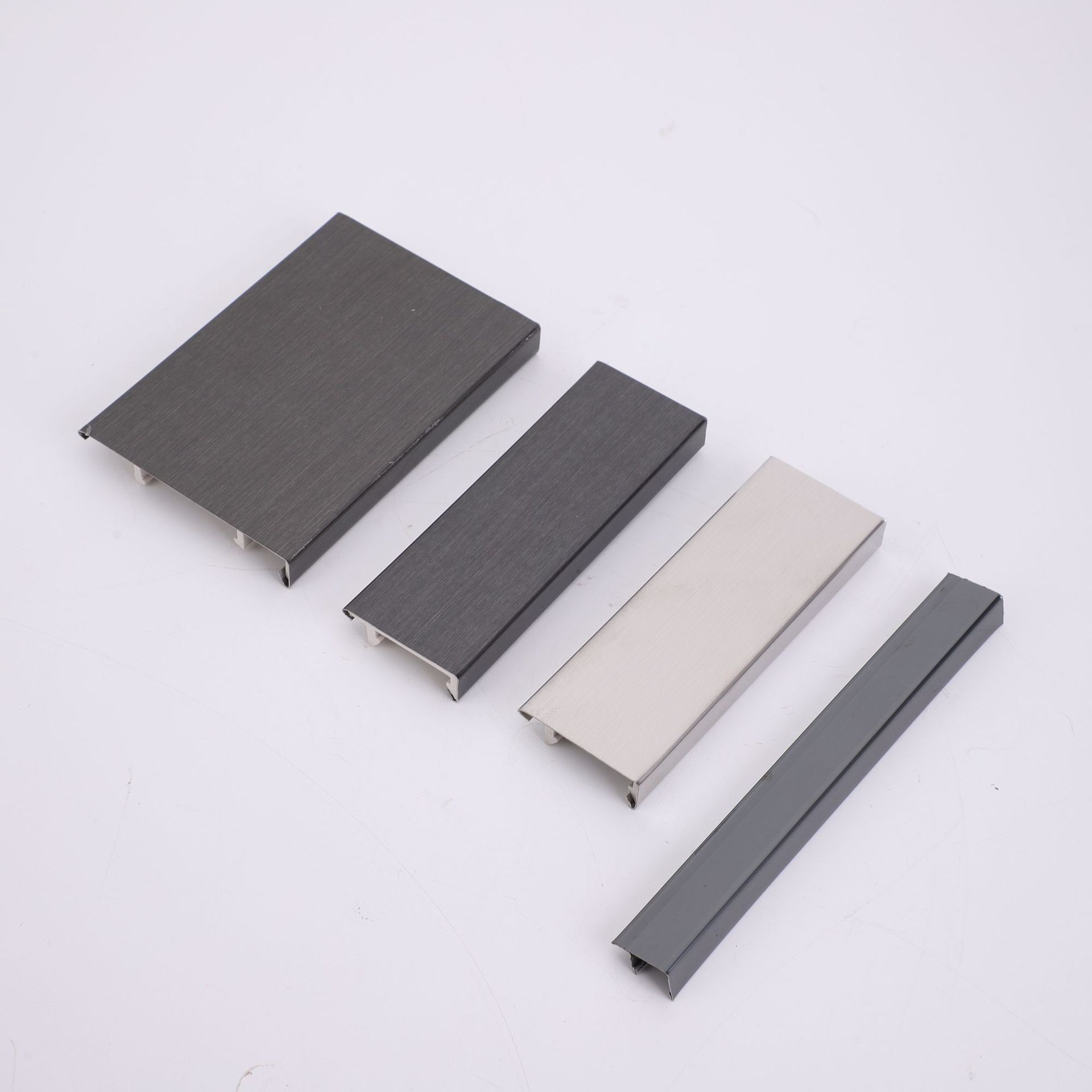 不锈钢凹槽阳角踢脚线包边条护墙线护角线玻璃门收边