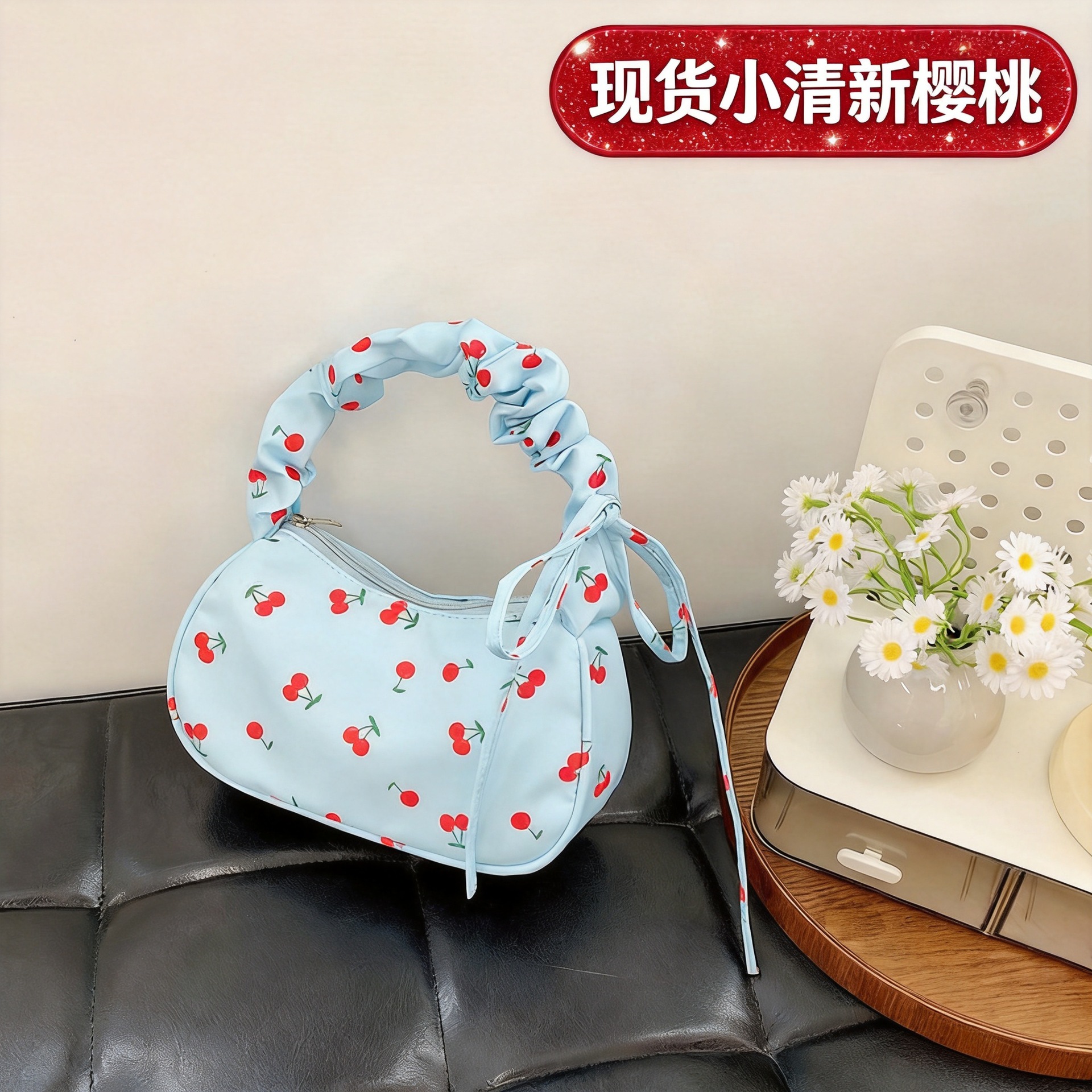 2026 Large Capacity Lightweight Stylish Women's Beautiful Fresh Floral Sweet Pleated Handbag Shoulder Underarm Bag