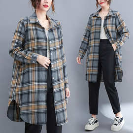 实拍春秋复古中长款格子衬衫女装长袖宽松大码衬衣