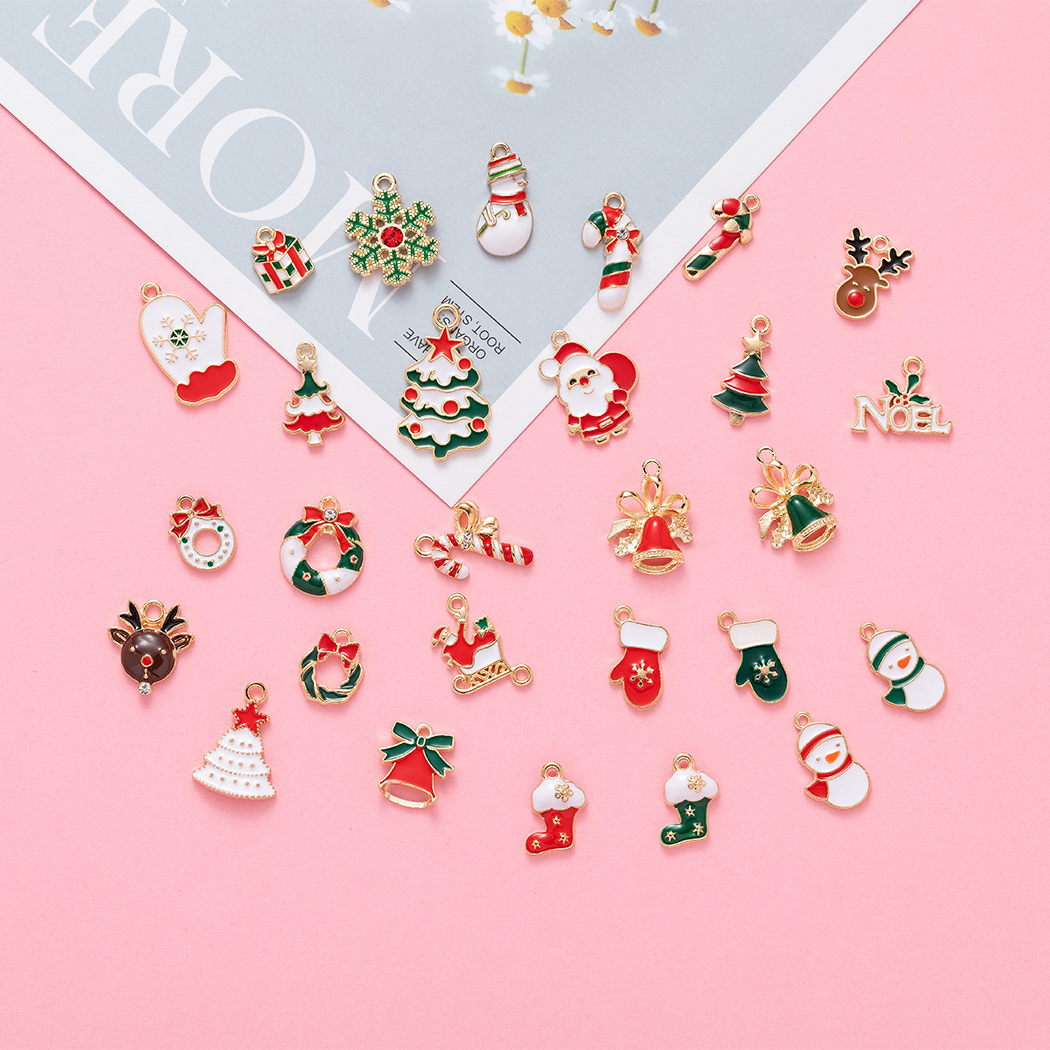 Pendant Jewelry Making Type 10 PCS/Package 11.5*19.5mm 15.6*21.7mm Alloy Christmas Tree Santa Claus Snowflake Pendant