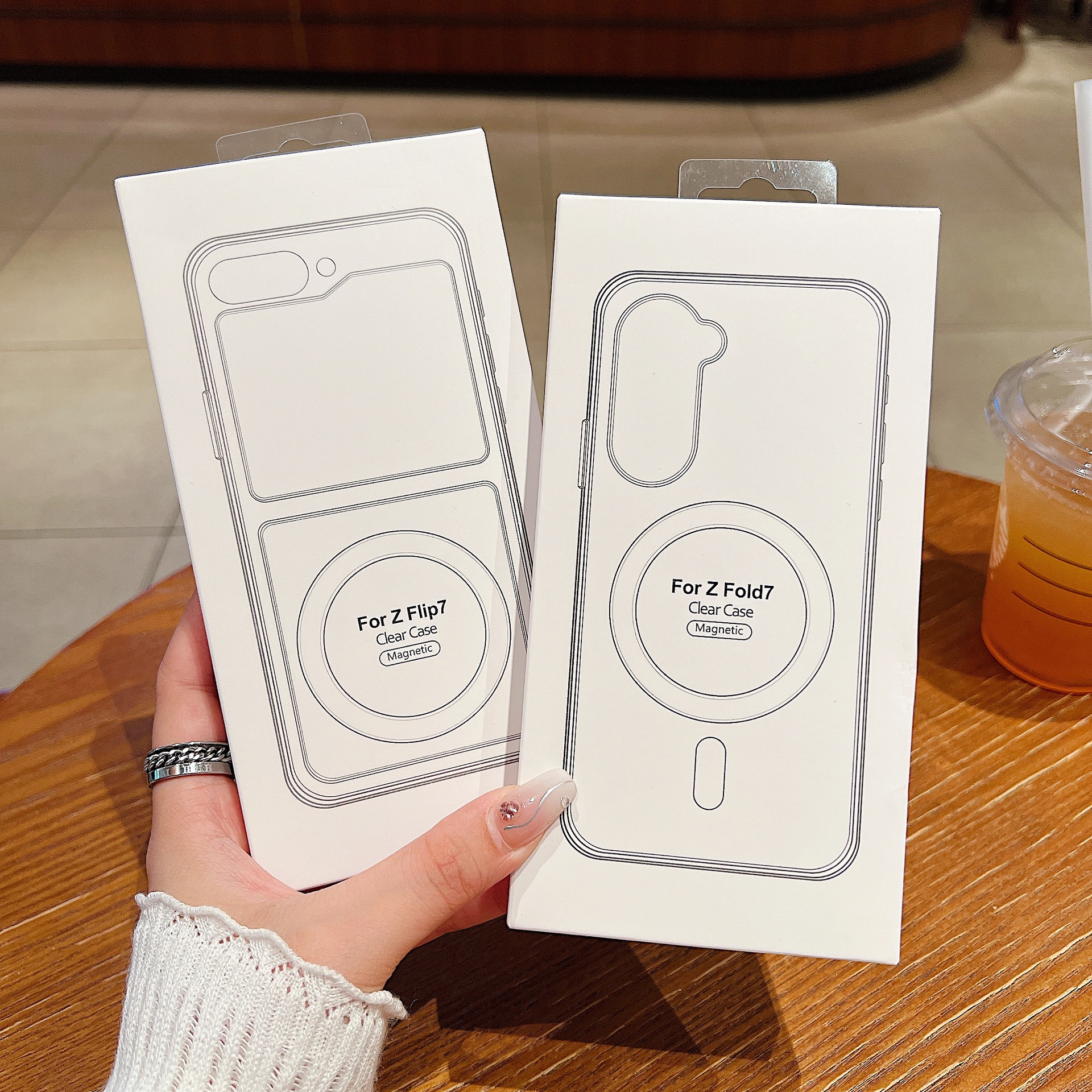 Aplicable a Samsung ZFLIP7 caja de teléfono móvil plegable FOLD7 caja de amortiguación magnética transparente contra caídas cubierta comercial