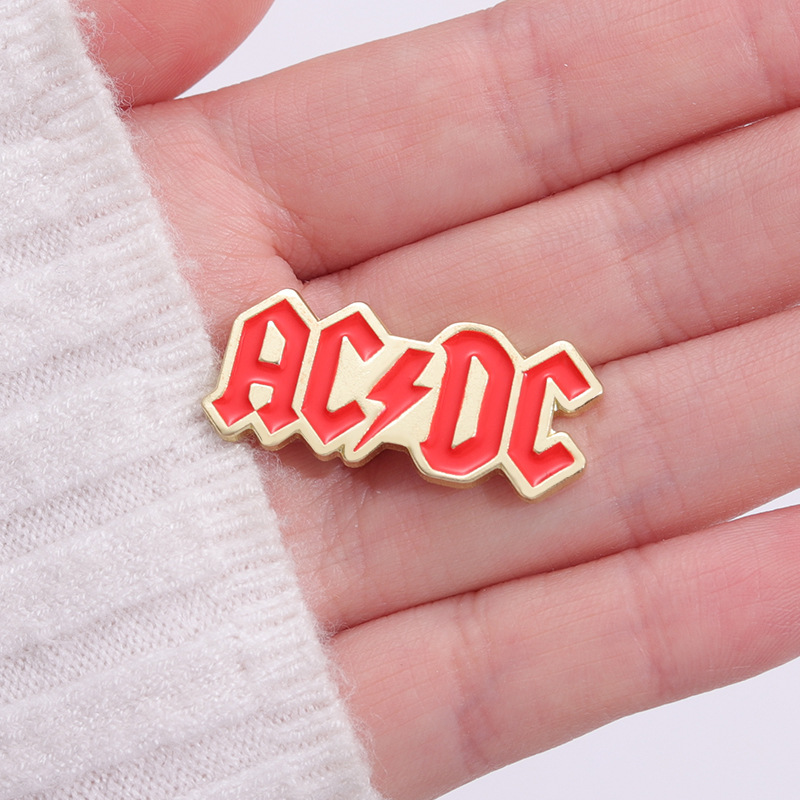 Casual Occasion Alloy Material Basic Pin Letter Alloy Plating Unisex Brooches