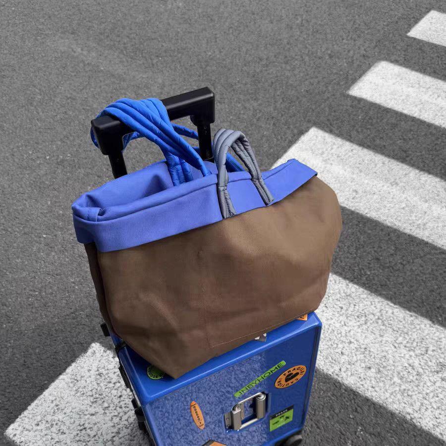 Large Capacity Tote Bag Canvas Bag For Women 2025 New Arrival High-End Lazy Style Handbag Shoulder Bag For Men And Women Commuting - Thumbnail 5