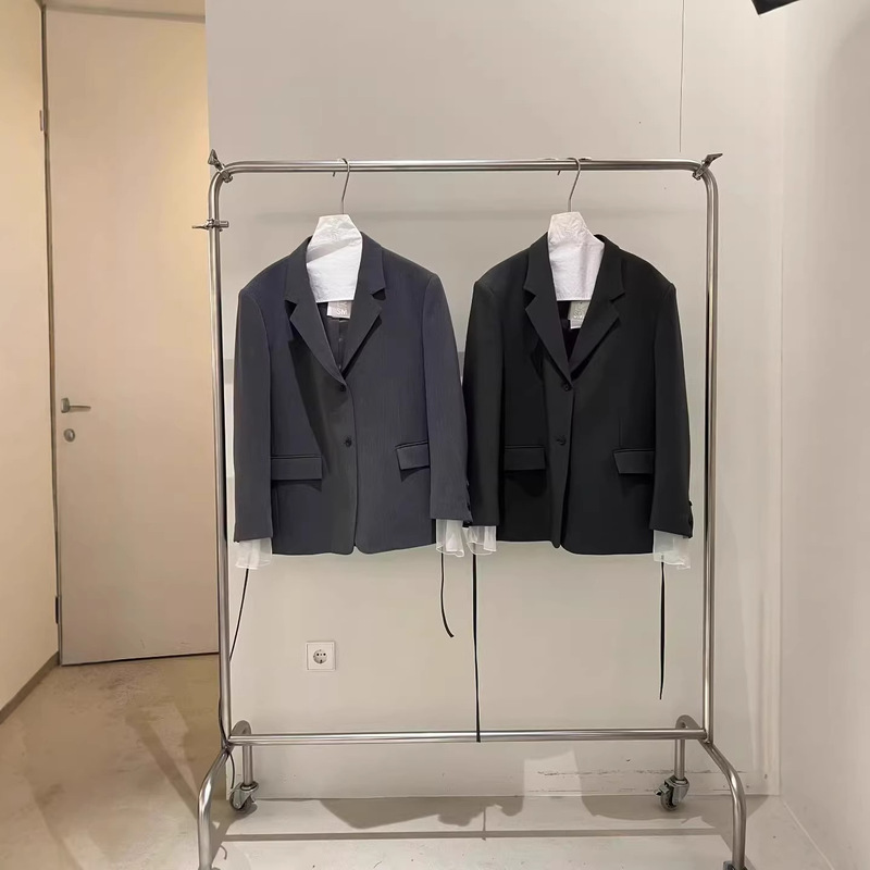 The New Korean Lysi Style 2026 Autumn New Elegant Waist-Cinching Lapel Casual Blazer for Women The New Korean Lysi Style 2026 Autumn New Elegant Waist-Cinching Lapel Casual Blazer for Women