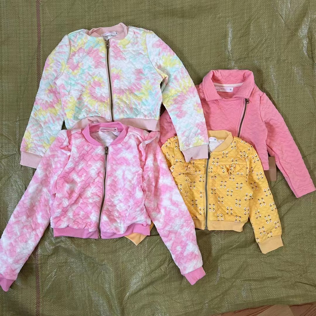 Abrigo para niños 24 primavera nueva marca europea y americana ropa para niños abrigo infantil medio y pequeño abrigo para niños barato al por mayor