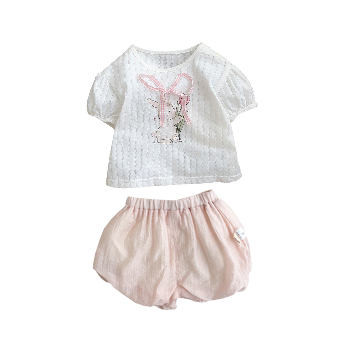 2025 Traje de verano para bebé femenino Camiseta de manga corta salvaje de estilo occidental Pantalones cortos Ropa de protección solar Traje de tres piezas 1