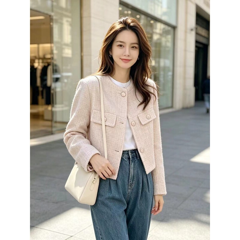Simple and stylish Korean long-sleeved tweed short jacket, a chic outerwear piece with a slim fit and Korean design