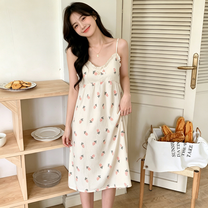 살구 흰색 바탕 딸기