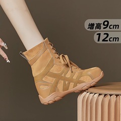 内增高12公分马丁靴女2025年秋季新款复古西部靴厚底踢不烂大黄靴