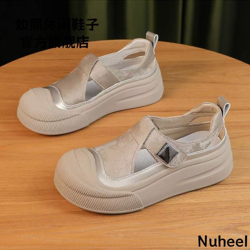 2024 nuevas sandalias de verano con suela gruesa, cabeza de bolsa de mujer hueca, transpiración, ocio, versátil, zapatos de altura única de Roma.