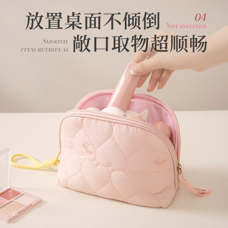 New portable makeup bag with quilted heart design, simple carry-on bag for students, travel lipstick and toiletries storage bag