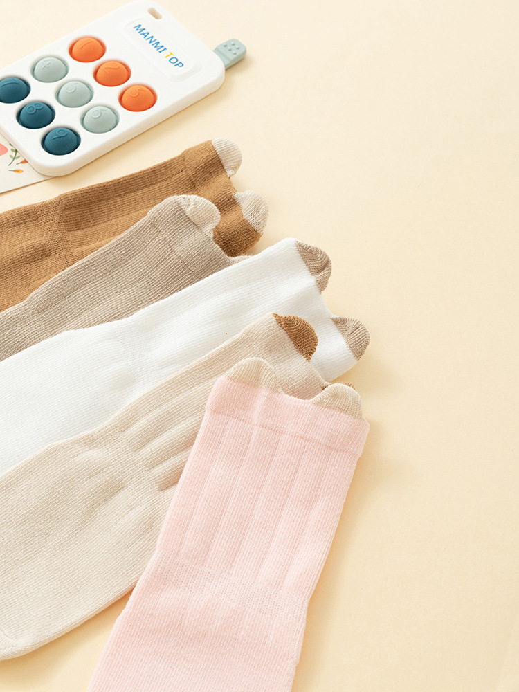Nuevos calcetines de primavera y otoño para bebés de algodón de clase A para hombres y mujeres de 0 - 1 años de mediano antideslizante calcetines de piso al por mayor
