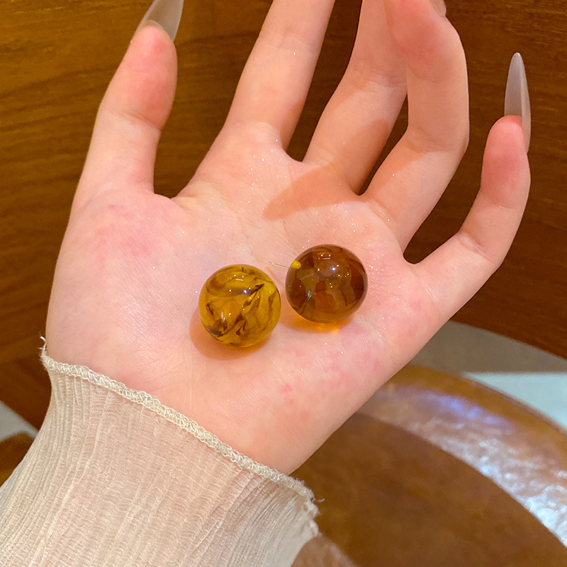 复古港风琥珀色圆球耳环女轻奢高级感小众设计耳钉个性独特耳饰品|undefined