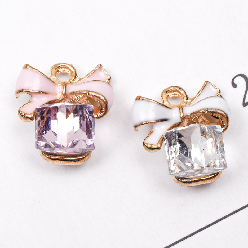 10 PCS/Package Quantity Alloy Material 10 PCS/Package Alloy Crystal Bow Knot