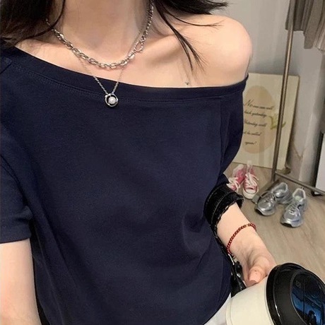 明星同款短袖斜肩女露肩T恤夏宽松纯欲辣妹一字肩上衣
