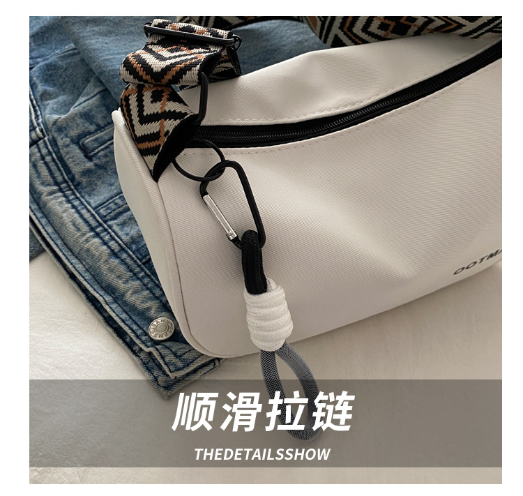 Canvas bag for women 2024 new autumn and winter versatile dumpling bag, casual and sporty wide-shoulder crossbody bag for women Item Picture