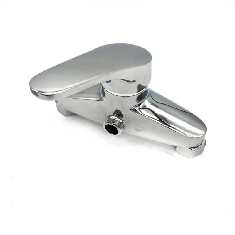 Válvula mezcladora de cobre Ingeniería de la escuela baño simple traje de baño grifo de la bañera del hogar a prueba de explosiones de dos juntas grifo de la ducha