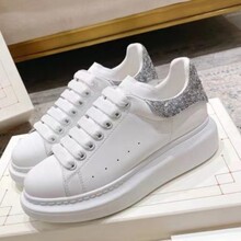 2025�¿���С��ЬŮ����Ƥ�A�^ϵ���ɸ���������e�ٴ��Ь��Ь