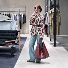 ؍ͬᘿ2025ƷyëºRëAIe|^