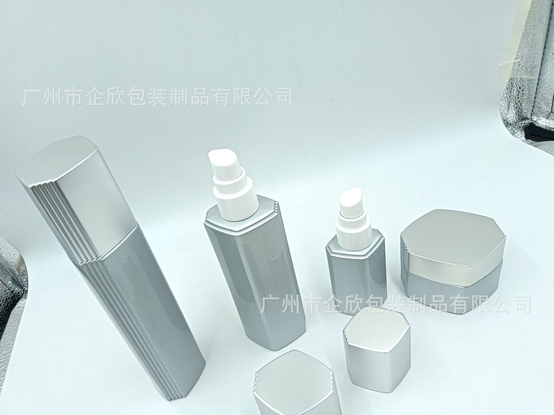 现货高档化妆品套装玻璃瓶美妆护肤品分装瓶