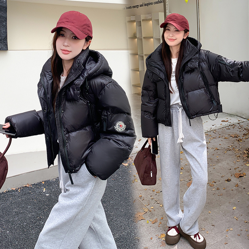 High-End Brand Glossy Short down Jacket for Women 2025 New Winter Thickened Duck down Hooded Loose Puffer Coat