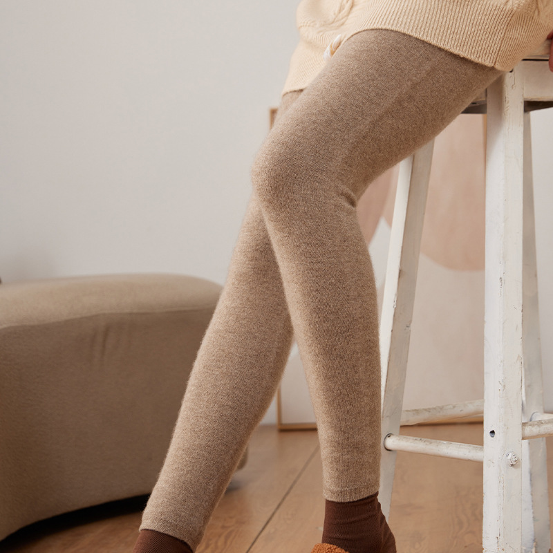 Lightweight and Warm, Zero-Restraint Baby Cashmere Knitted Leggings for Women, High-Waisted, Slimming Look and Tight-Fitting Warm Pants
