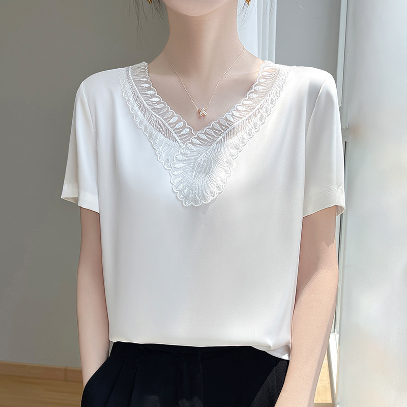 Elegant Silk Short-sleeved Women's Top Exquisite Lace Stitching V-Neck Summer Thin Acetic Acid Satin Draped Silky Outer Wear T-shirt
