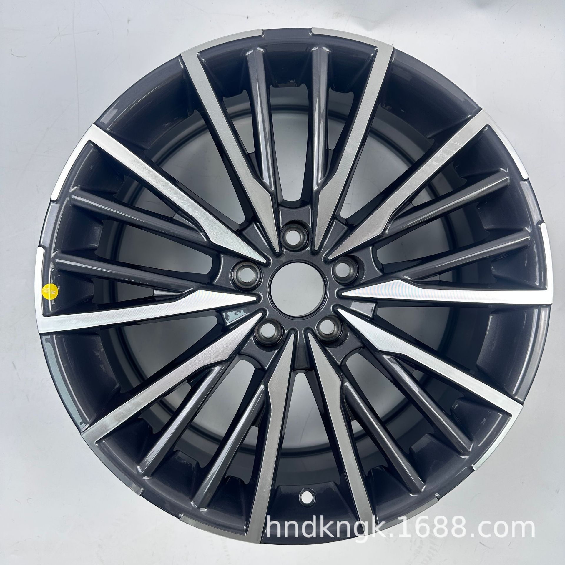 Suitable for Chery Tiggo 8Plus Wheels 18inch Original Factory Genuine Matching Aluminum Alloy Rims Wheels 2025 Model