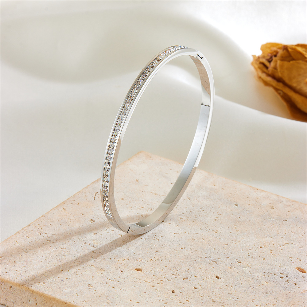 Steel color single row diamond R601