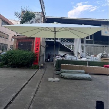 酒店商用咖啡厅金属铝木纹中柱伞户外铝合金遮阳伞室外泳池沙滩伞