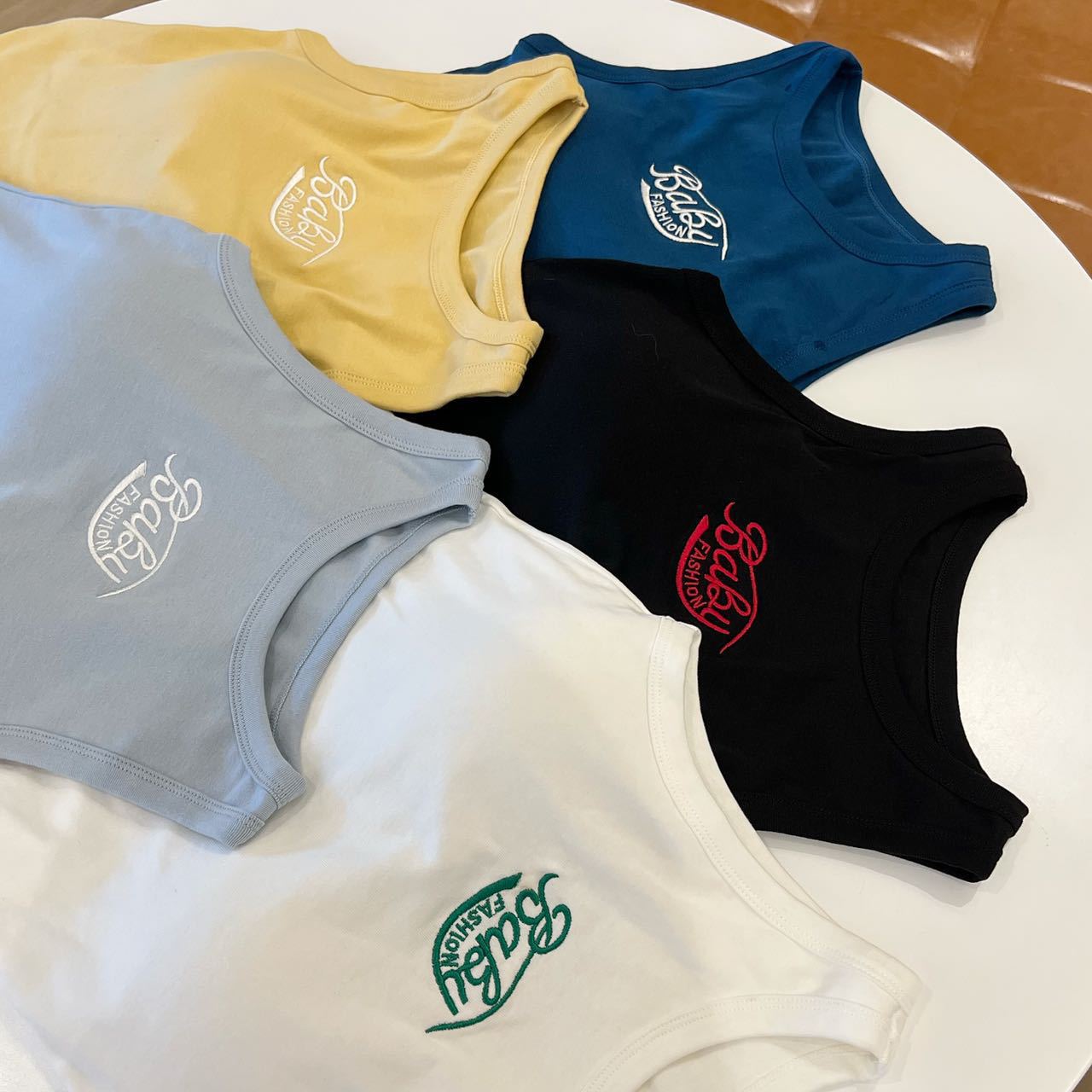 Fenafu moda blanco carta deportes todo fósforo chaleco ropa de trabajo estilo Sling mujer desgaste interior desgaste exterior superior