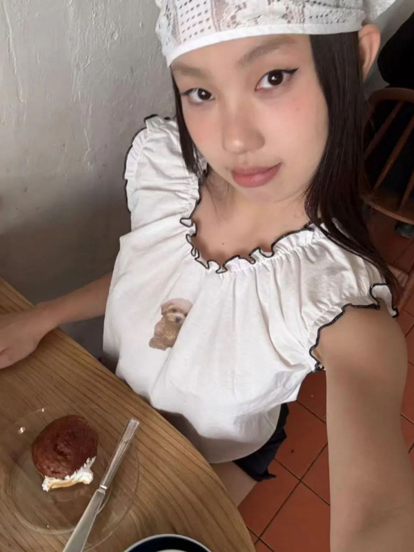 25SSYBオープン/ニッチデザインから始める 90% off ENG韓国風サマーリナ・ユナイ同風子犬プリントTシャツ|undefined