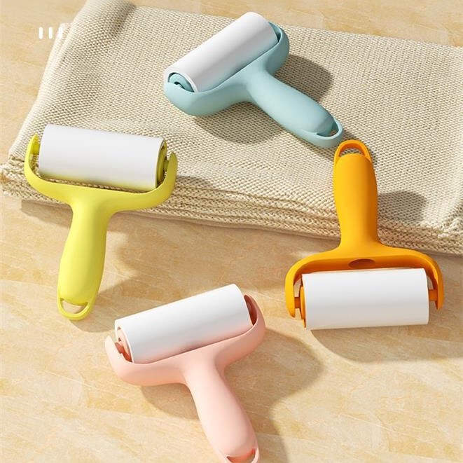 Mini Lint Roller, Small Portable Lint Remover, Compact Roller for Clothes