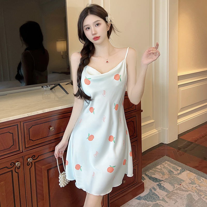 Más de 2024 Correa camisón de verano de las mujeres puro deseo pijamas de alto grado sentido swing collar satén Delgado homewear venta al por mayor