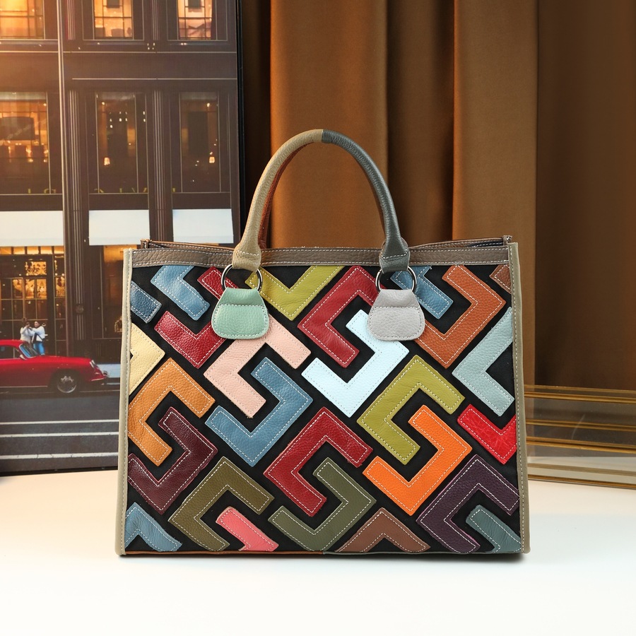 Retro Fashion Genuine Leather Handbag European American Style With Letter Print Large Capacity Women's Bag For Outdoor Use_voghion.com
